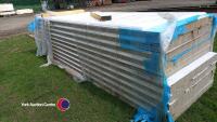 Quantity of insulated fridge panels - 2