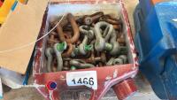 Mixed box of shackles