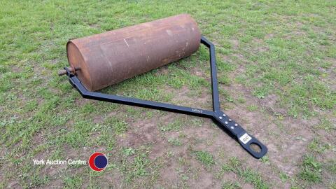 Flat roller suitable for ATV