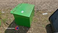 John Deere weight box with lid - 2