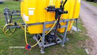2014 Tad-Len 600L crop sprayer - 2