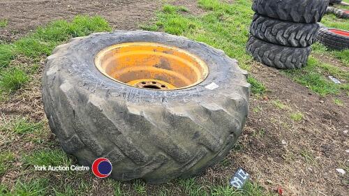 JCB 3CX wheel and tyre 18.26