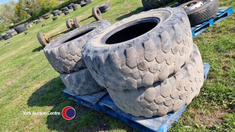 4 x Michelin tyres, BIB Load, 460/70-24, 10% tread