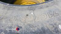 Pair of part worn Michelin Xeobib VF710/60R42 tyres, one tyre on a John Deere wheel - 3