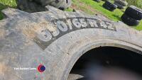 Pair of Michelin 650/65R42 tyres - 3
