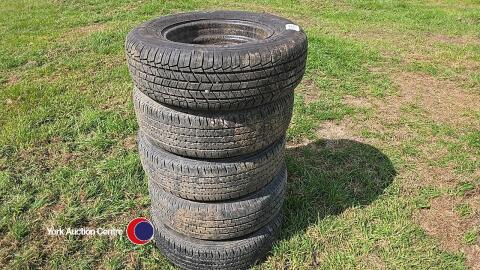 Set of 5 Suzuki Jimmy steel wheels and tyres