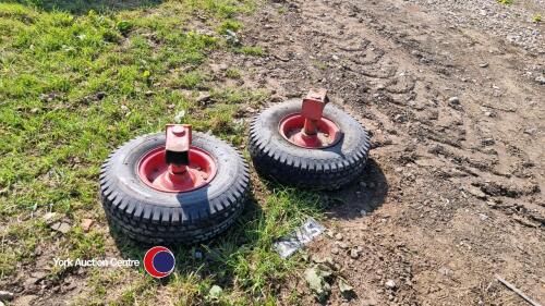Pair of stub axle ends 6.00-9