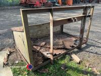 Transport box with 3 point linkage - 3