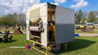 Peal picking off table and canopy, roller table, taken from a Tong Peal potato washer
