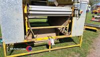 Peal picking off table and canopy, roller table, taken from a Tong Peal potato washer - 5