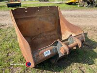 JCB 3ft digging bucket