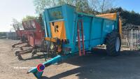 Rolland V2 170 TCE compost spreader with spinner deck, 2010, pto in office - 2
