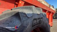 K-Two 12T Duo muck spreader c/w slurry door, greedy boards, heavy duty bed chains and gearbox, slip clutch and shear bolt protection, 580x70x38 tyres, rear towing hitch and lights, year 2012 - 6