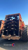 K-Two 12T Duo muck spreader c/w slurry door, greedy boards, heavy duty bed chains and gearbox, slip clutch and shear bolt protection, 580x70x38 tyres, rear towing hitch and lights, year 2012 - 5