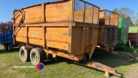 Richard Western 10T silage trailer, auto door, super singles, grain door with hatch,
