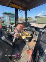 Massey Ferguson 390 tractor - 7