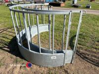 New sheep ring feeder