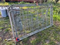 6 x galvanised hurdles