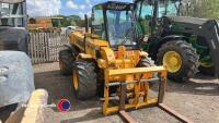 JCB 520-50 teleporter, hydraulic quick hitch, 3rd service, on wide tyres. Full V5, 2003, key in office - 2