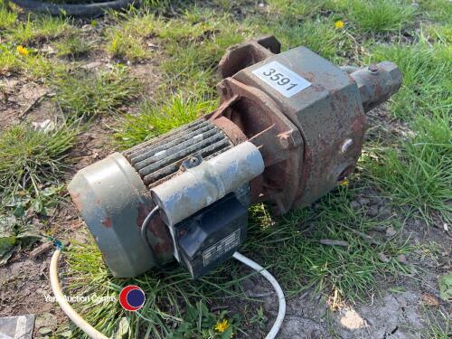 Volume washer for parlour, spares/repairs, frost damage