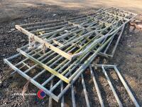Various gates, need repair - 3