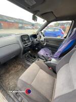 2009 Nissan NP300 Workmate D/C 4WD pickup - MX59 YOW - 2.5 diesel - HPi clear - MOT 20.9.25 - 4 former keepers - V5 in office - Mileage discrepancy (August 2018 mileage 93,000 - September 2019 mileage 57,000) - 9