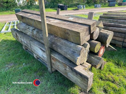 Pack assorted straining and gate posts