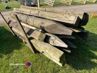 Pack assorted straining and gate posts - 3