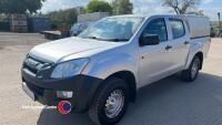 2014 Isuzu D-max pickup - PJ64YKD - 2.5 diesel - canopy, 89,254 miles - HPi clear - 3 former keepers - V5 in office - MOT 19.8.25 - 2