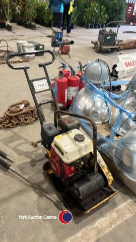 Wacker plate Honda engine
