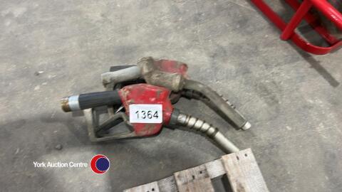 3 x fuel delivery nozzles
