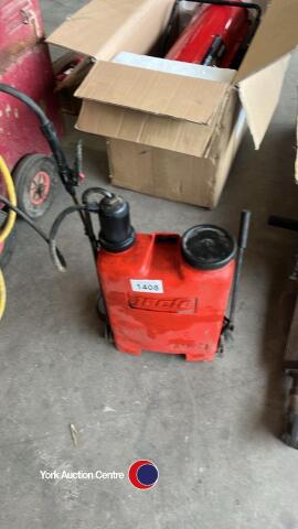 Knapsack sprayer
