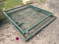 Green fence gates and post