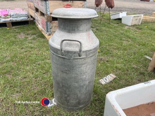 Milk churn