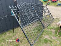 Metal driveway gates - 3