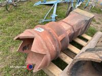 Antique decorative chimney pot - 2