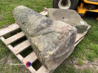 2 x stone garden ornaments - 2