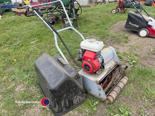 Honda HC16 cylinder mower