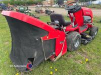 Countax 600H lawn mower with powered collector - 4