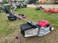 Honda HRB425C self propelled roller mower c/w grass bag - 3