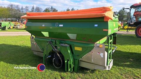 Amazone ZA-M 3600 Ultra fertiliser spreader, control box in office