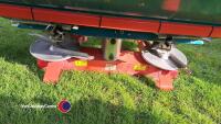 Sulky fertiliser spinner - 3