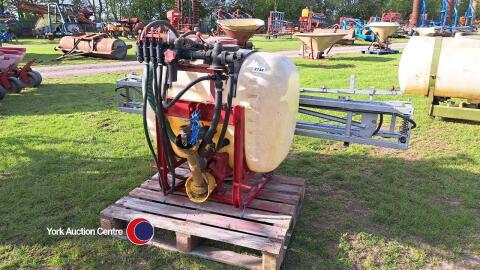 Hardi sprayer new booms
