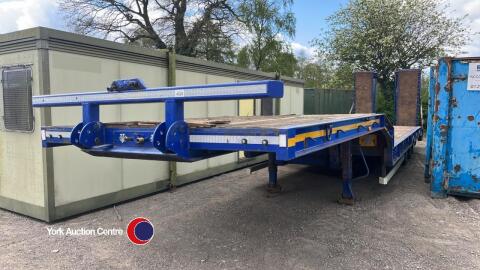 MAC 45ft step frame low loader, hydraulic ramps, outriggers, recent tyres and airbags.