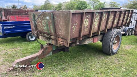 Muck stone rubble trailer