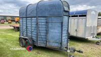 Double horse trailer