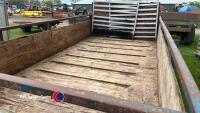 Pig moving trailer - 2