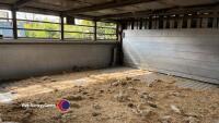 Plowmans 3 deck livestock trailer, hydraulic ramp to all decks. Very good sheep box, all 9ft sections, good height between decks. 1996 MOT until 31.08.25, control box in office - 5