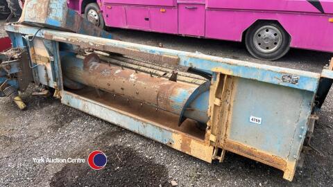 Shelbourne Reynolds pickup header for New Holland combine