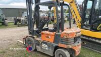 Doosan diesel forklift with rotator - 3